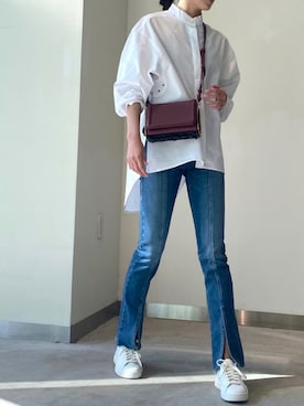 「DIESEL（ディーゼル）のDIESEL FW21 サステナブル デニム レディース フレア スキニー スリット（デニムパンツ、ブルー系）」を使った、ももかさん（レディース・161cm）の夏コーディネート