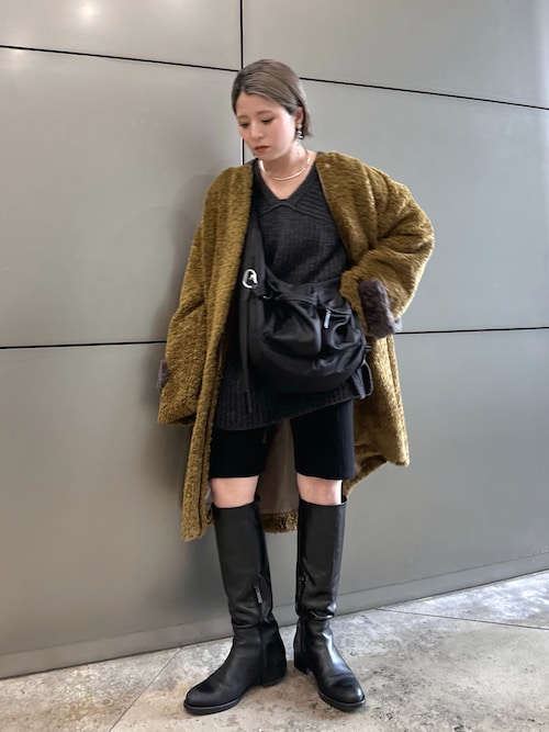 Color belt teddy ボアコート（ノーカラーコート）｜Ezick