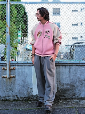 「glamb（グラム）のPeace Tiger Knit Ska Jumper / ピースタイガーニットスカジャンパー（スカジャン、ピンク系）」を使った、【glamb】TKさん（メンズ・181cm）の秋コーディネート
