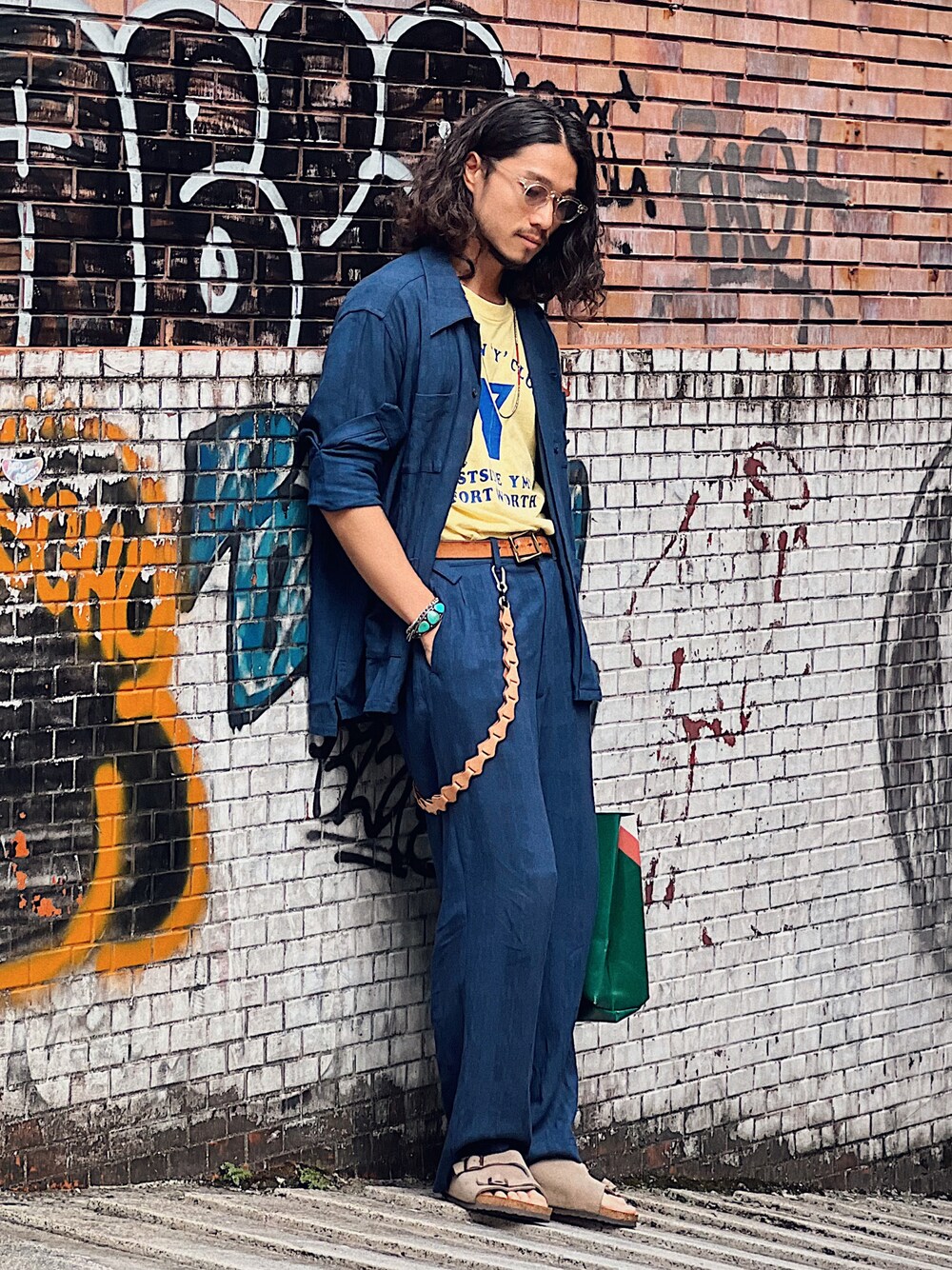 「夏コーデ、お洒落さんとつながりたい、大人コーデ、休日スタイル、Chainloop、圈入、圈入準」｜「BIRKENSTOCKのBIRKENSTOCK / Zurich（サンダル、ベージュ系）」を使った、林育準🇹🇼さん（メンズ・180cm）の夏コーディネートの1枚目の写真