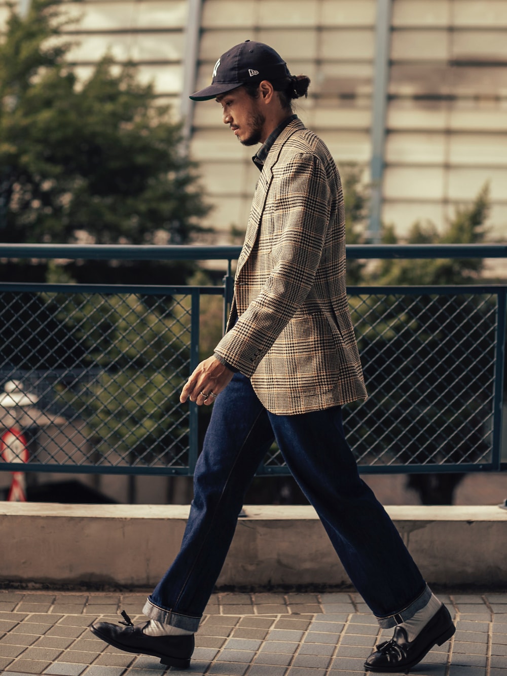 「秋のコーデ、今日のコーデ、ootd、秋服コーデ、アイビー、Chainloop、圈入、圈入準、ALDEN」｜「Levi'sのLEVI'S(R) VINTAGE CLOTHING 1937モデル/501XX/リジッド/CONE DENIM/MADE IN USA/セルビッジ/12oz（デニムパンツ、ブルー系）」を使った、林育準🇹🇼さん（メンズ・180cm）の秋コーディネートの1枚目の写真
