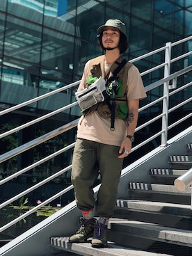「圈入準」｜林育準🇹🇼さん（メンズ・180cm）の秋コーディネート