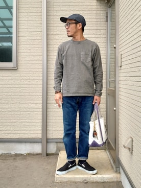 「BLUE BLUE（ブルーブルー）のアイテム（パンツ）」を使った、sawaさん（メンズ・172cm）の春コーディネート