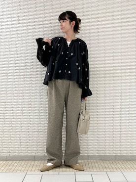 「URBAN RESEARCH DOORS（アーバンリサーチドアーズ）のラメ刺繍ブラウス（シャツ/ブラウス）」を使った、R i oさん（レディース・160cm）の夏コーディネート