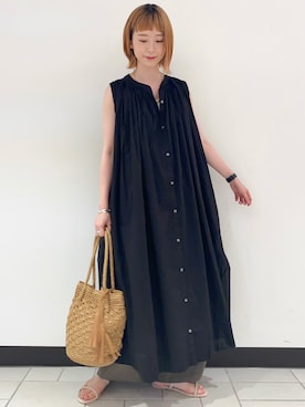 「RODE SKO（ロデスコ）のMARIA タッセルペーパーショルダー（ショルダーバッグ）」を使った、R i oさん（レディース・160cm）の夏コーディネート