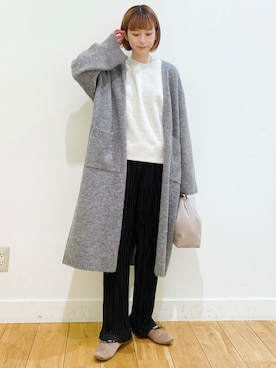 「サテンパンツ」｜「アイテム（スウェット）」を使った、R i oさん（レディース・160cm）の秋コーディネート