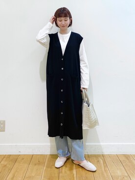 「URBAN RESEARCH DOORS（アーバンリサーチドアーズ）のフレアデニムパンツ（デニムパンツ）」を使った、R i oさん（レディース・160cm）の春コーディネート