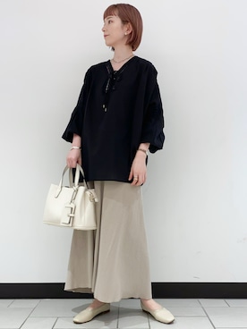 「黒ブラウス」｜R i oさん（レディース・160cm）の夏コーディネート