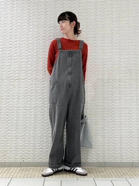 「アイテム（サロペット/オーバーオール、グレー系）」を使った、R i oさん（レディース・160cm）の秋コーディネート