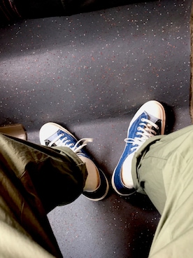 「CONVERSE（コンバース）のアイテム（シューズ、ブルー系）」を使った、waiwaiwai83さん（メンズ・50cm）の秋コーディネート