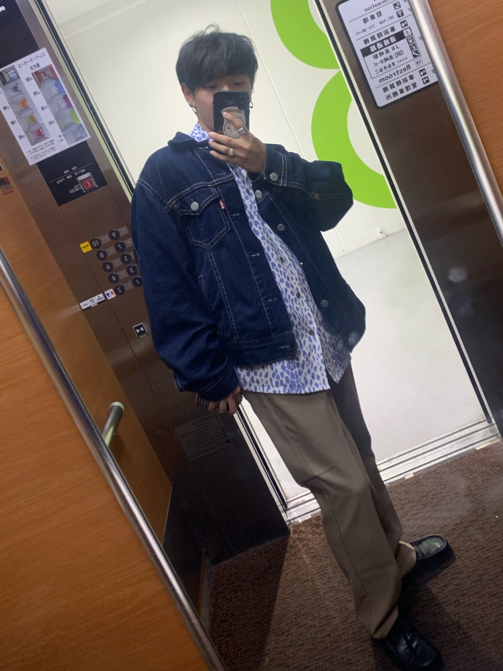 「レオパード柄、WACKO MARIA、Levi's、Wrangler、clarks、秋服まるっと大公開」｜「WACKO MARIAのアイテム（シャツ/ブラウス、ブルー系）」を使った、ゆずさん（メンズ・165cm）の秋コーディネートの1枚目の写真