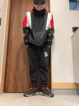 「アイテム（ニットキャップ/ビーニー、シルバー系）」を使った、垂金権造さん（メンズ・171cm）の冬コーディネート
