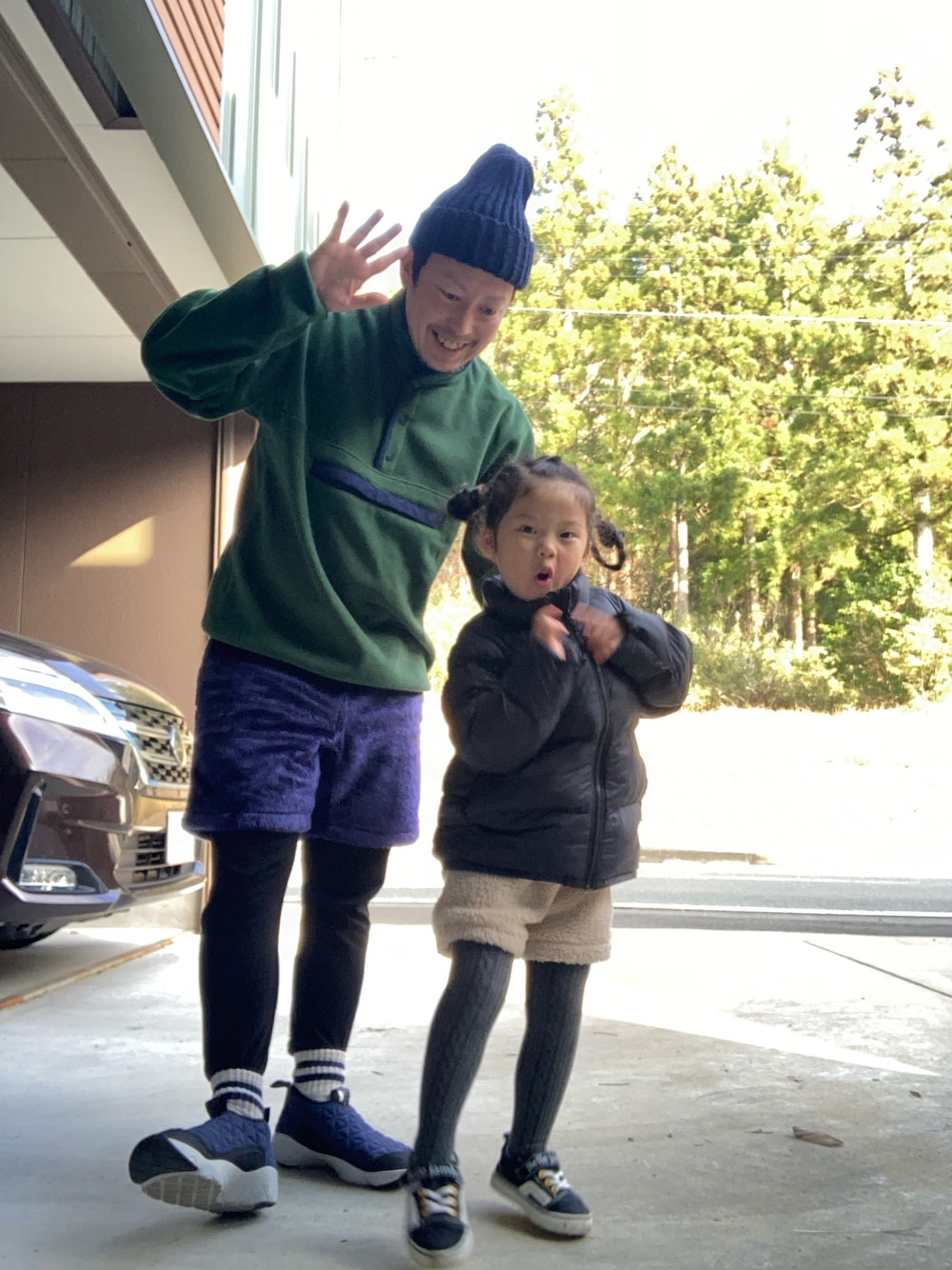 「休日コーデ、ゆるコーデ、ラフ、ニット帽、ハイランド2000、GU、GRAMICCI、NIKE、エアモック」｜「HIGHLAND 2000のHIGHLAND 2000　BOB CAP（ニットキャップ/ビーニー、ブルー系）」を使った、垂金権造さん（メンズ・171cm）の冬コーディネートの1枚目の写真