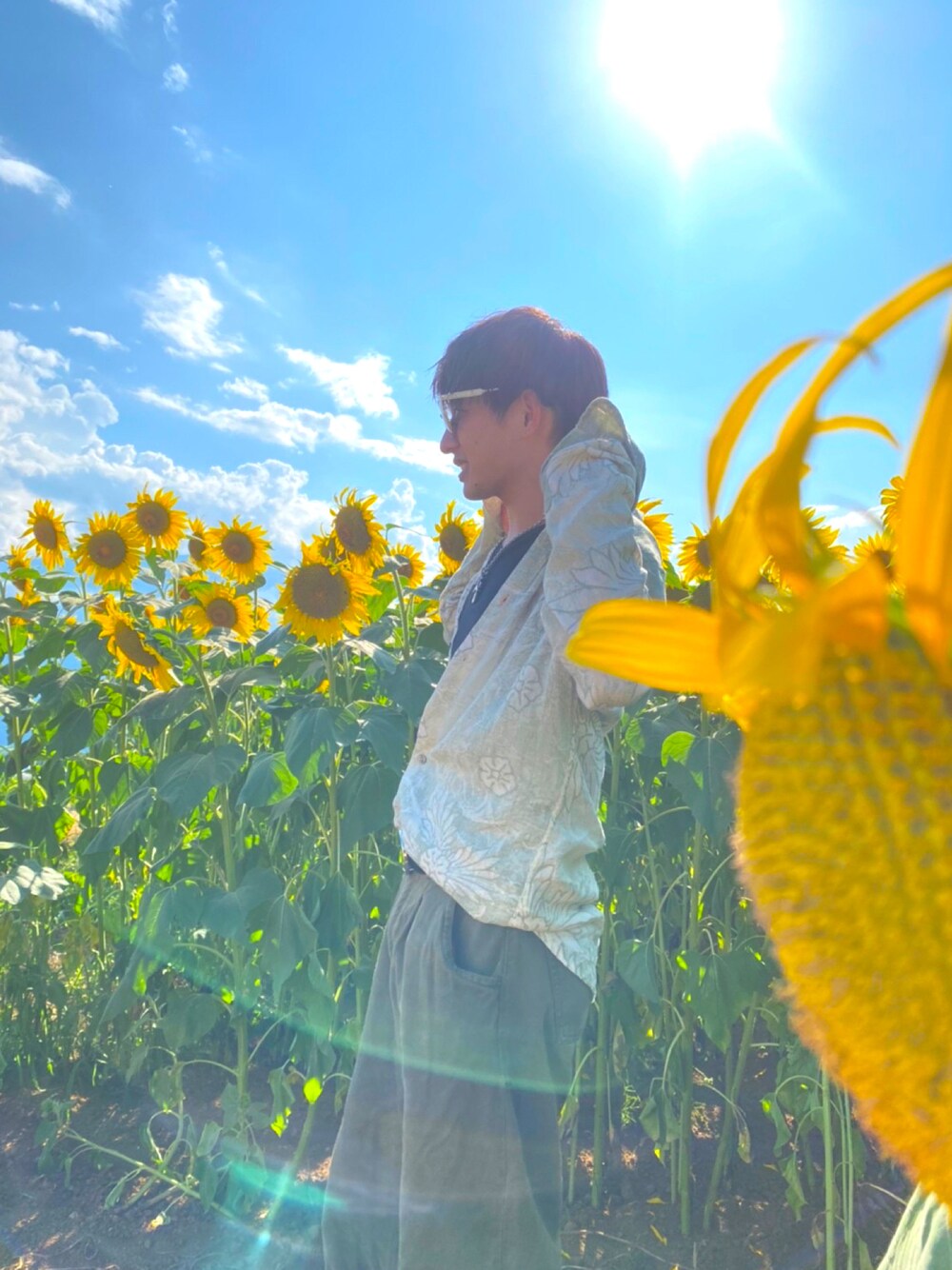 「ZARAのアイテム（カーゴパンツ、グリーン系）」を使った、Maaaaaaaapiさん（メンズ・165cm）の夏コーディネートの1枚目の写真