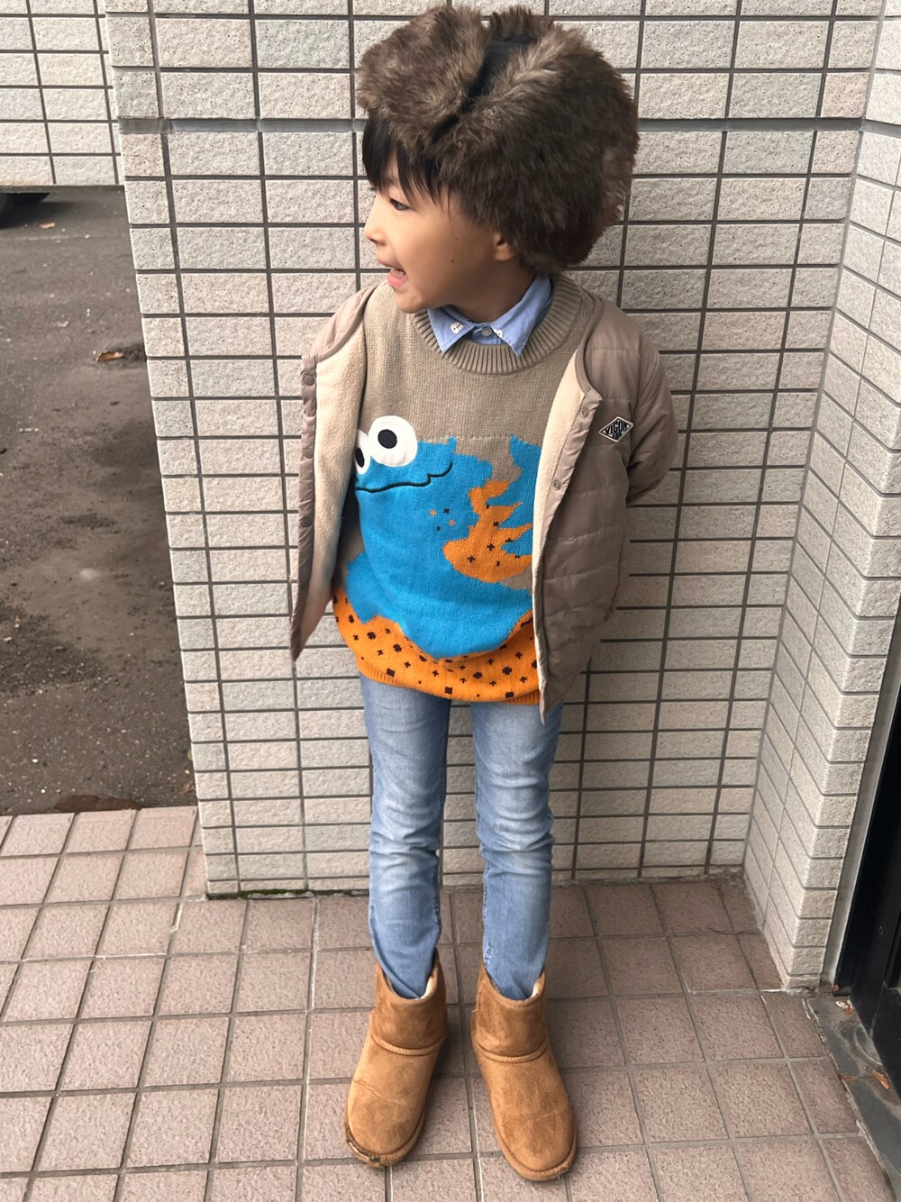 「最近のいい感じコーデ、冬アウター、休日スタイル、デニム、レイヤードスタイル、フライトキャップ、プチプラ、冬コーデ」｜「H&Mのアイテム（ニット/セーター、その他）」を使った、✳︎sho-ma✳︎さん（キッズ・120cm）の秋コーディネートの1枚目の写真