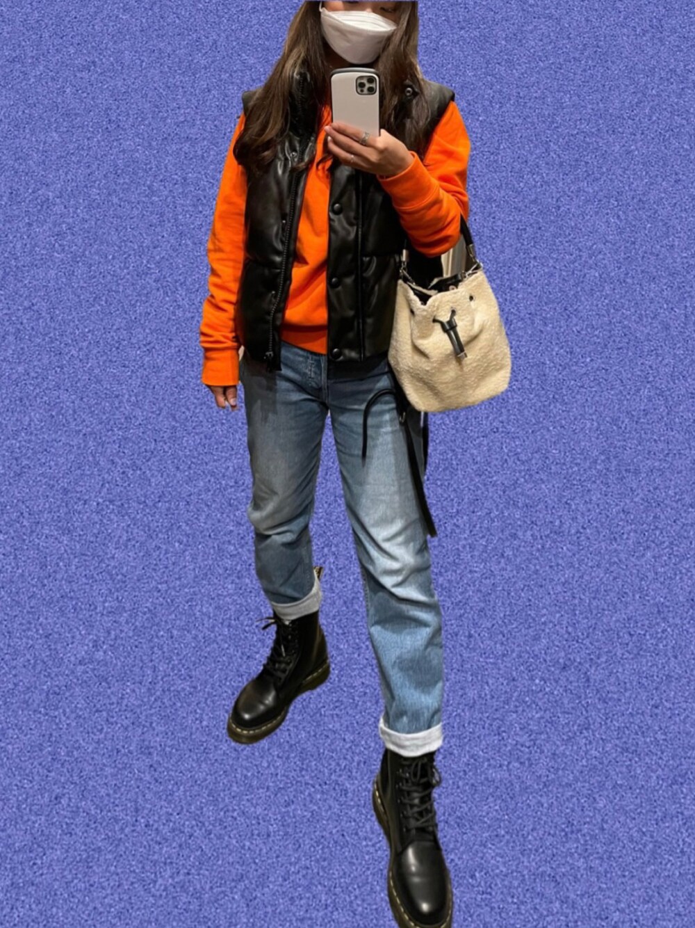 「パーカー、Dr.Martens、メンズライク、プチプラ、スウエット、パンツスタイル、ootd、秋服、カジュアルコーデ、おしゃれさんと繋がりたい、wearhalloween2021、通勤コーデ、今日のコーデ」｜「POLO RALPH LAURENのアイテム（トップス、オレンジ系）」を使った、Mipahinaさん（レディース・156cm）の秋コーディネートの1枚目の写真