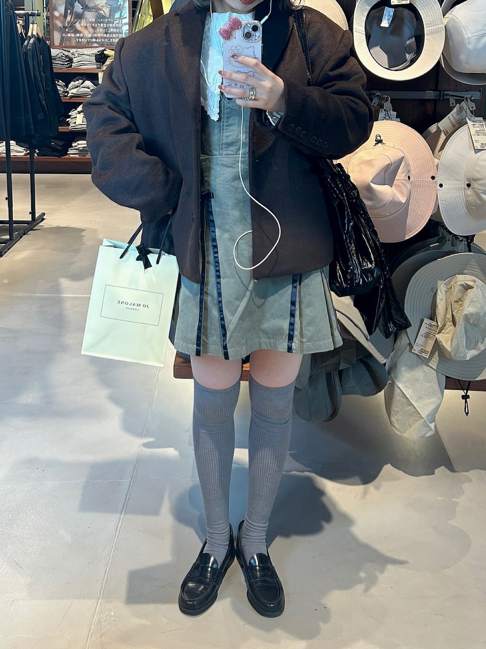 【M_】新品未使用 BOX SHOULDERジャケット 黒 アウター M_（エムアンダーバー）の「【M_】BOX SHOULDER ジャケット