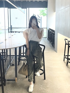 「カフェ」｜「アイテム（その他）」を使った、misuzuさん（レディース・158cm）の夏コーディネート