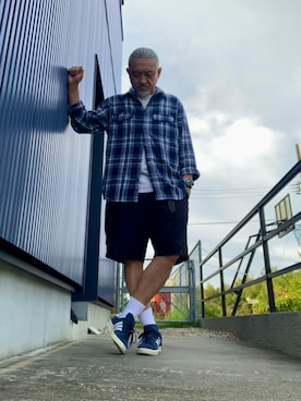 「アイテム（トップス）」を使った、AKTKさん（メンズ・168cm）の秋コーディネート