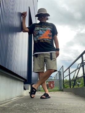 「アイテム（デジタル腕時計）」を使った、AKTKさん（メンズ・168cm）の夏コーディネート