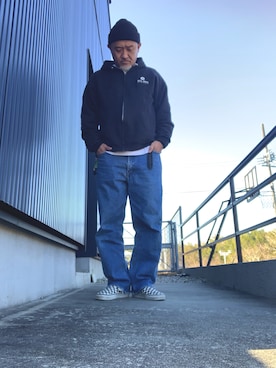 「URBAN RESEARCH DOORS（アーバンリサーチドアーズ）のAWロールワッチ（ニットキャップ/ビーニー、ブルー系）」を使った、AKTKさん（メンズ・168cm）の春コーディネート