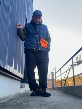 「アイテム（ナイロンジャケット）」を使った、AKTKさん（メンズ・168cm）の冬コーディネート