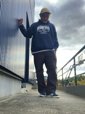 「アイテム（パンツ）」を使った、AKTKさん（メンズ・168cm）の秋コーディネート