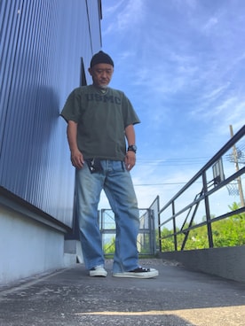 「Levi's（リーバイス）のアイテム（デニムパンツ、ブルー系）」を使った、AKTKさん（メンズ・168cm）の夏コーディネート