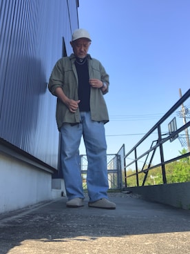 「NEW ERA（ニューエラ）のアイテム（キャップ、ホワイト系）」を使った、AKTKさん（メンズ・168cm）の春コーディネート
