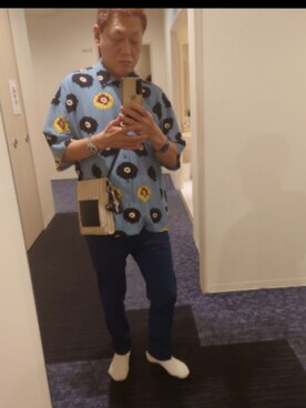 「TAKEO KIKUCHI（タケオキクチ）のアイテム（トップス）」を使った、IWAWOさん（メンズ・179cm）の秋コーディネート