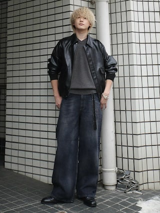 「WYM LIDNM（ウィム バイ リドム）のSILK BLEND V-NECK KNIT（ニット/セーター）」を使った、col.さん（メンズ・172cm）の秋コーディネート