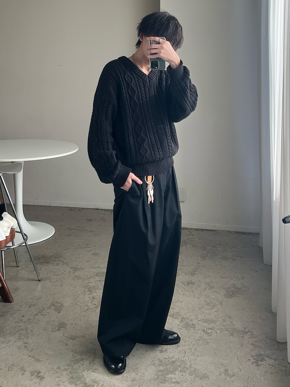 LURAKU】V-neck Short Length Cable Knit / Vネック短丈ケーブルニット