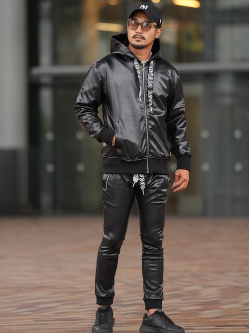 RTEG アダムスジャグラー　Mサイズ 黒パーカーセットアップ RTEG O.Eマットジップフーディー（パーカー）｜adamsJUGGLER（アダムス