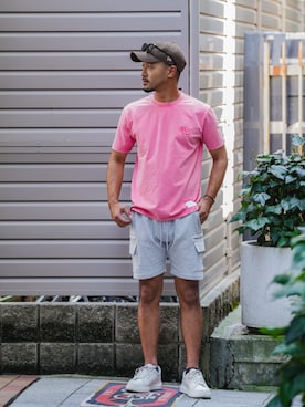 「adamsJUGGLER（アダムスジャグラー）のRTEGスリー/Pカーゴショートパンツ（その他パンツ、グレー系）」を使った、adamsJUGGLERさん（メンズ・173cm）の夏コーディネート