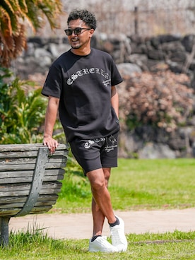 「adamsJUGGLER（アダムスジャグラー）のRTEG FA&MGティー（Tシャツ/カットソー、ブラック系）」を使った、adamsJUGGLERさん（メンズ・173cm）の春コーディネート