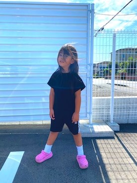 「crocs（クロックス）のアイテム」を使った、Anna .mさん（キッズ・120cm）の秋コーディネート