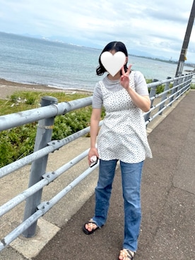 「H&M（エイチ・アンド・エム）のアイテム（その他トップス、ベージュ系）」を使った、みー☺︎さん（レディース・163cm）の夏コーディネート