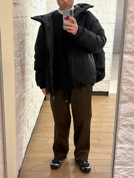 「DANTON（ダントン）のアイテム（パンツ）」を使った、モジャ男さん（メンズ・172cm）の冬コーディネート