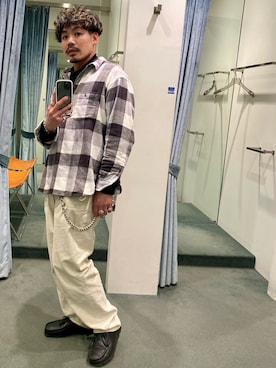 「Steven Alan」｜「アイテム（財布/小物）」を使った、shibuya shunsukeさん（メンズ・172cm）の冬コーディネート
