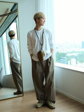 「PLST（プラステ）のアイテム（スラックス）」を使った、いったさん（メンズ・169cm）の秋コーディネート