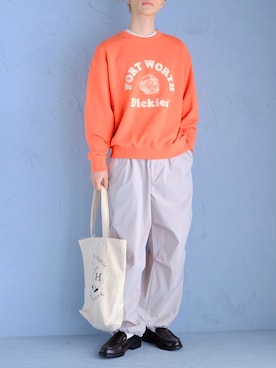 「春服デビュー宣言」｜「アイテム（スウェット）」を使った、いったさん（メンズ・170cm）の春コーディネート
