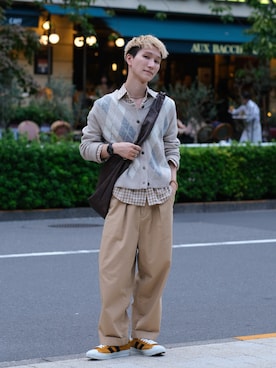 「アイテム（カーディガン/ボレロ）」を使った、いったさん（メンズ・169cm）の秋コーディネート