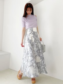 Emporio Armani – フレアスカート 花柄ジャカード Emporio Armani – フレアスカート 花柄ジャカード