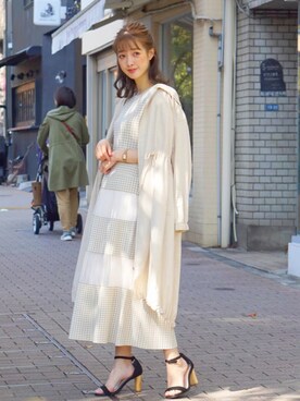 「デニムワンピース」｜「アイテム（その他アウター）」を使った、長澤 実果さん（レディース・160cm）の春コーディネート