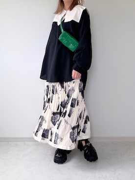 「アイテム（ボディバッグ/ウエストポーチ、グリーン系）」を使った、eriiicaさん（レディース・158cm）の春コーディネート