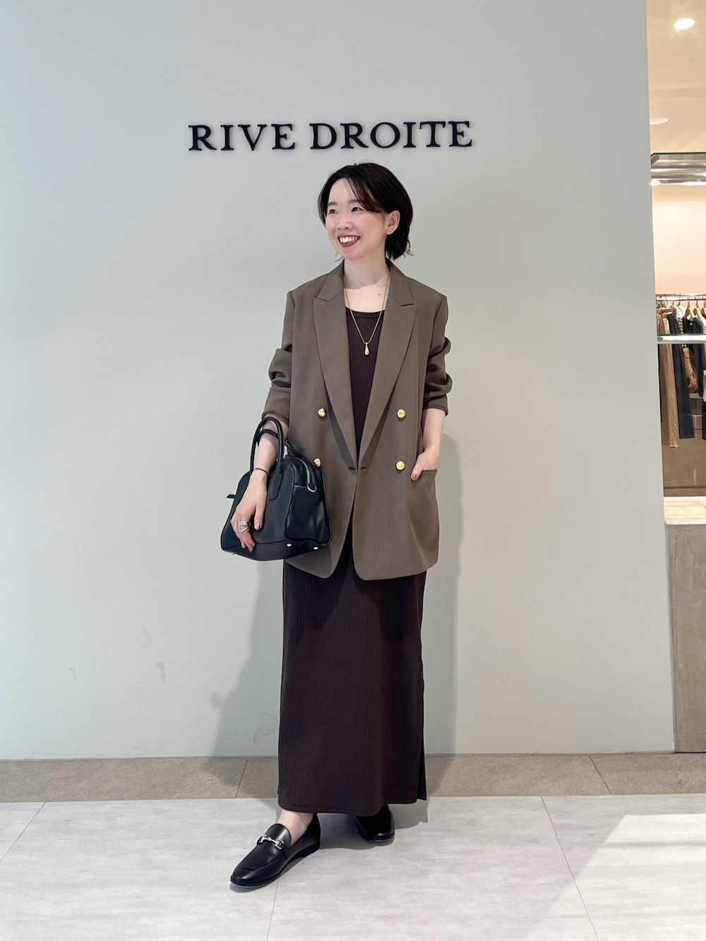 「レザー、ブラウン、オトナカジュアル、キレイめカジュアル、シンプルスタイル、大人コーデ、秋服準備はじめました、150cm台コーデ、ワンピース、ジャケット、ジャケットスタイル、ローファー、RIVEDROITE、骨格ストレート、低身長」｜「RIVE DROITEの2WAYリブタンクワンピース（ワンピース、ブラウン系）」を使った、☺︎いこまい☺︎さん（骨格ストレート・レディース・153cm）の夏コーディネートの1枚目の写真