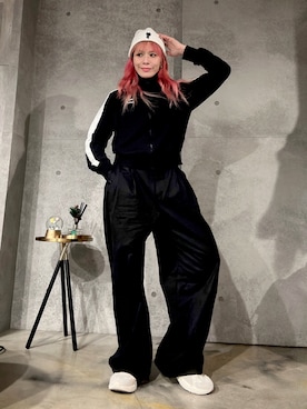 「PUMA（プーマ）のアイテム（スタジャン）」を使った、Joycechangさん（レディース・163cm）の冬コーディネート