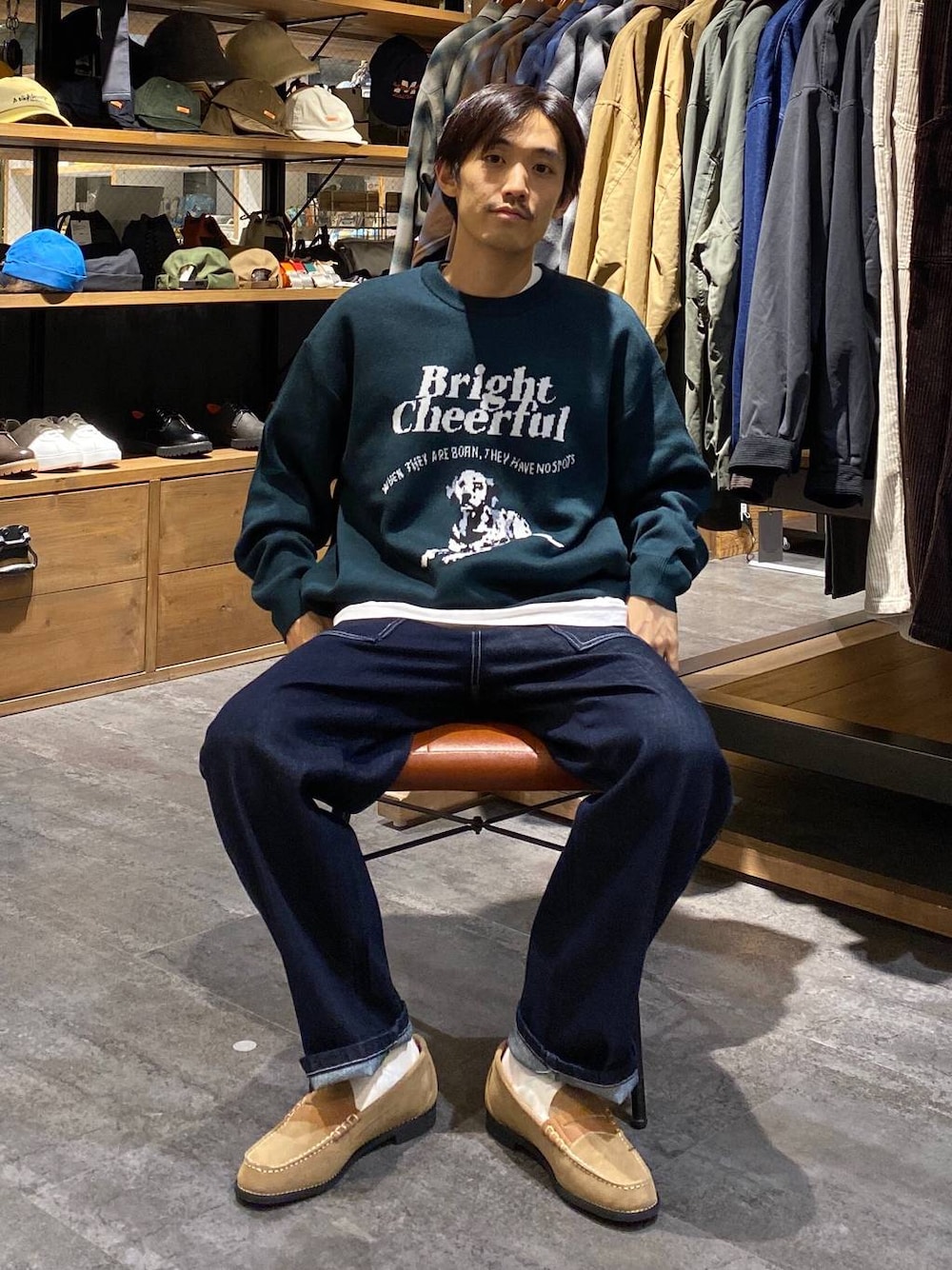 「ニット、秋コーデ、低身長、ストリート、カジュアル、きれいめ」｜「niko and...のペインターデニムパンツ【niko and ... JEANS 2024AW】（デニムパンツ、ブルー系）」を使った、Kou_saitohさん（メンズ・166cm）の秋コーディネートの1枚目の写真