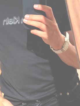 「Calvin Klein（カルバン・クライン）のアイテム（トップス、ブラック系）」を使った、MASAさん（メンズ・176cm）の秋コーディネート