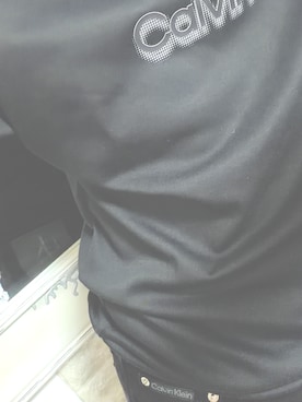 「Calvin Klein（カルバン・クライン）のアイテム（トップス、ブラック系）」を使った、MASAさん（メンズ・176cm）の秋コーディネート
